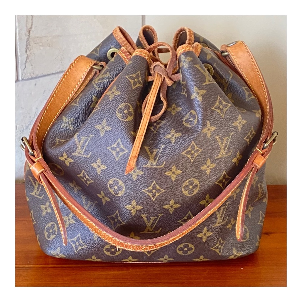 ⭐️⭐️SOLD LOUIS VUITTON NOE BOHO SHOULDER BAG
